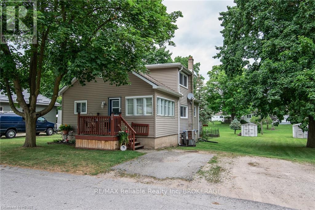 51 Dunlop Street, Central Huron, Ontario  N0M 1L0 - Photo 2 - X10780886