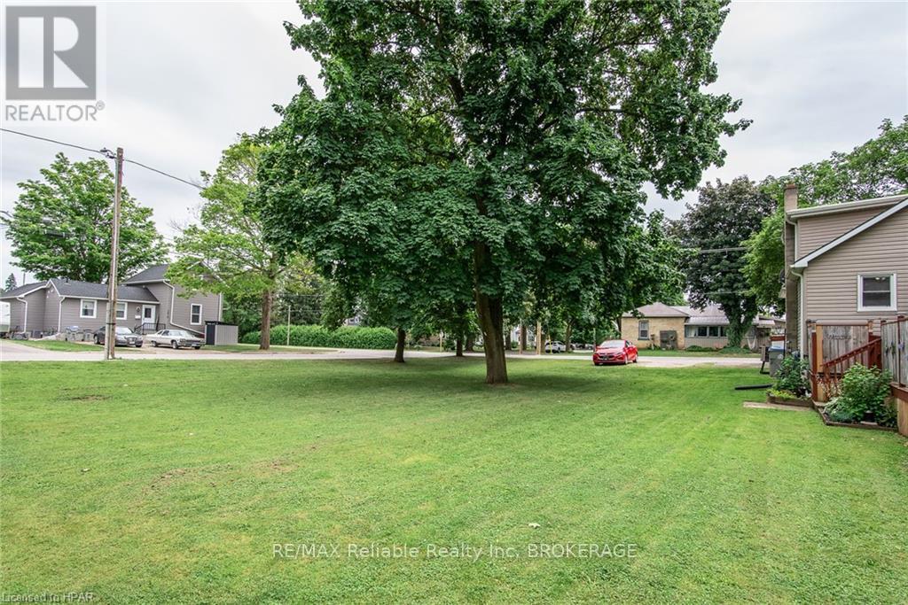 51 Dunlop Street, Central Huron, Ontario  N0M 1L0 - Photo 32 - X10780886