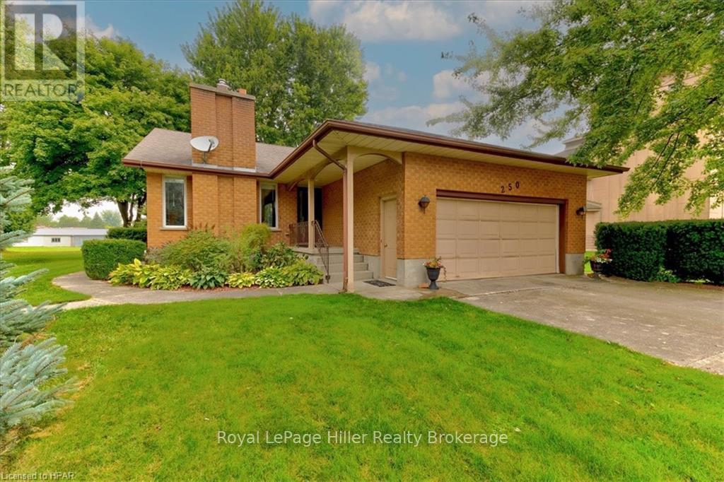 250 STELLA AVENUE, Southwest Middlesex, Ontario