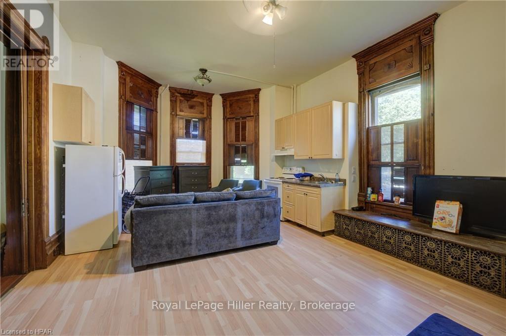 28 Wilson St Street, Huron East (Seaforth), Ontario  N0K 1W0 - Photo 13 - X10781016