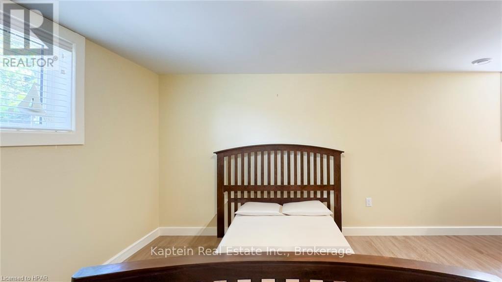 8 Bayfield Terrace, Bluewater (Bayfield), Ontario  N0M 1G0 - Photo 10 - X10781030