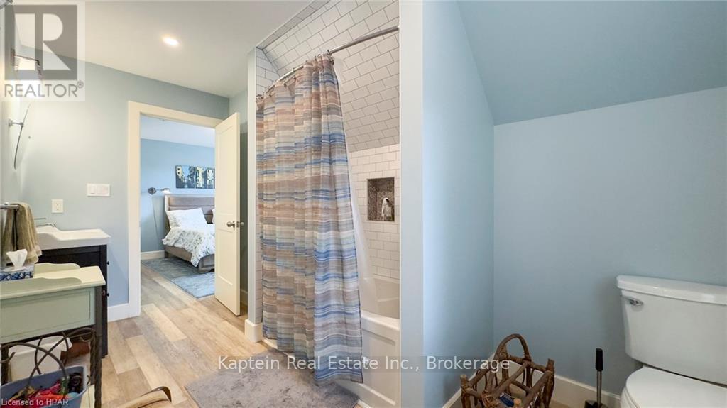 8 Bayfield Terrace, Bluewater (Bayfield), Ontario  N0M 1G0 - Photo 18 - X10781030