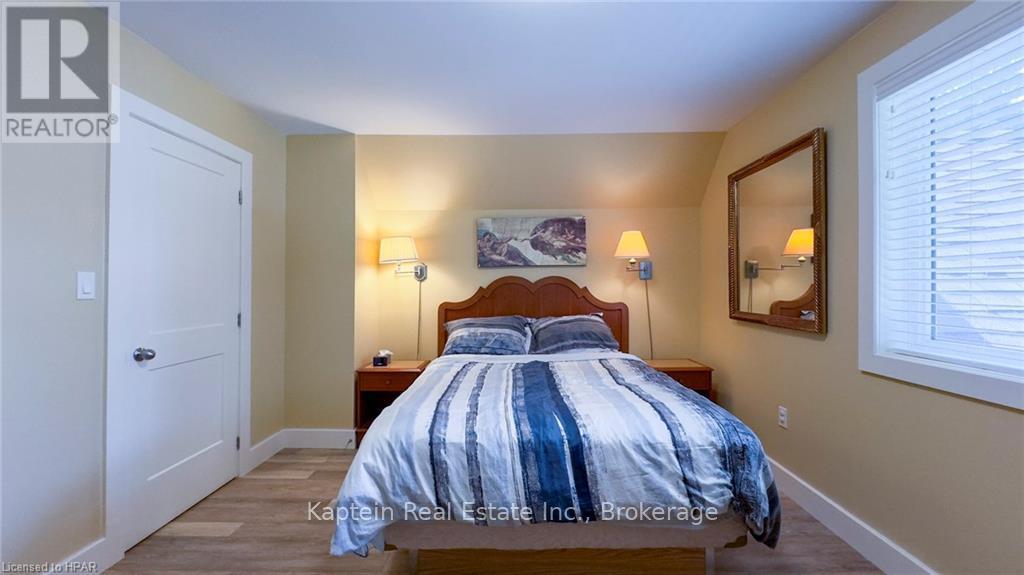 8 Bayfield Terrace, Bluewater (Bayfield), Ontario  N0M 1G0 - Photo 20 - X10781030