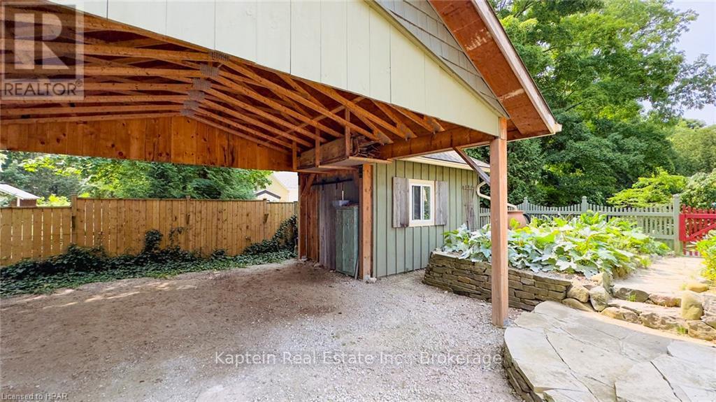 8 Bayfield Terrace, Bluewater (Bayfield), Ontario  N0M 1G0 - Photo 3 - X10781030