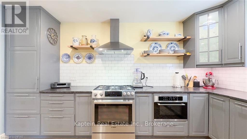 8 Bayfield Terrace, Bluewater (Bayfield), Ontario  N0M 1G0 - Photo 35 - X10781030