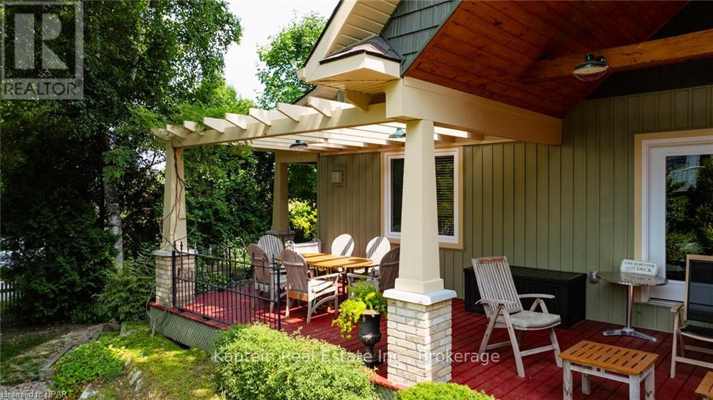 8 Bayfield Terrace, Bluewater (Bayfield), Ontario  N0M 1G0 - Photo 7 - X10781030