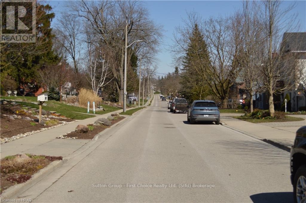 120 William Street, Stratford, Ontario  N5A 4Y1 - Photo 7 - X10781075