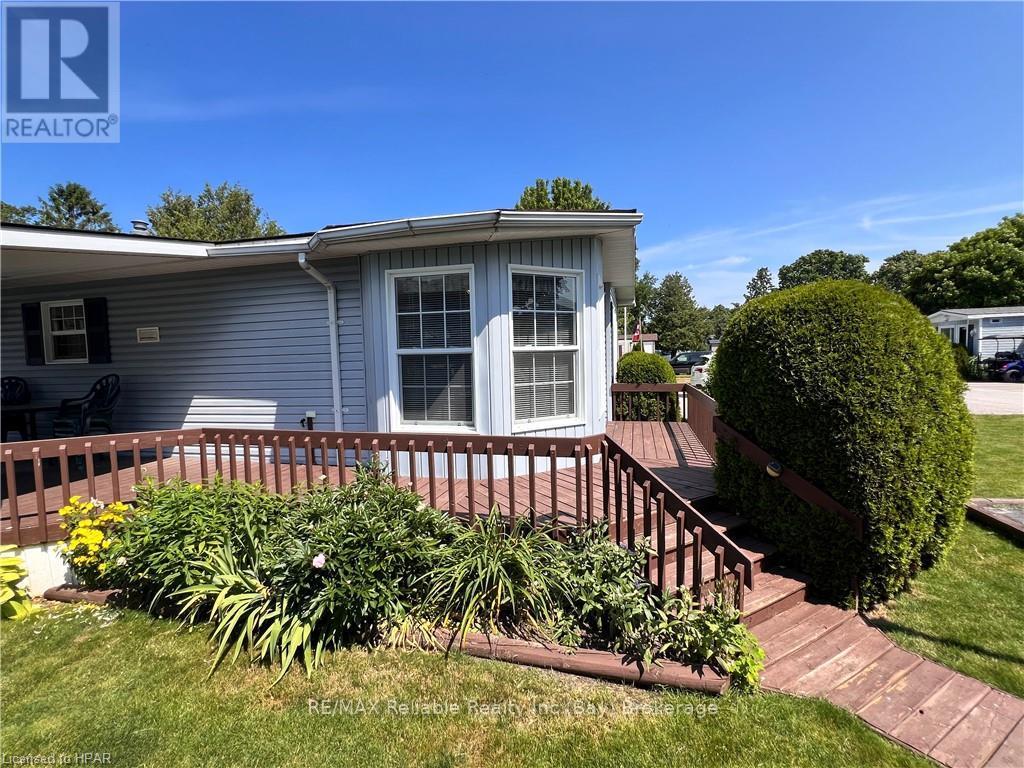 49 Cherokee Lane, Ashfield-Colborne-Wawanosh (Colborne), Ontario  N7A 3Y2 - Photo 31 - X10781097