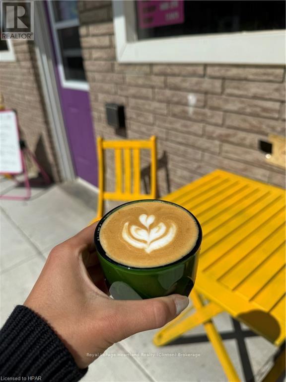 14 Isaac St, Central Huron (Clinton), Ontario  N0M 1L0 - Photo 9 - X10781107