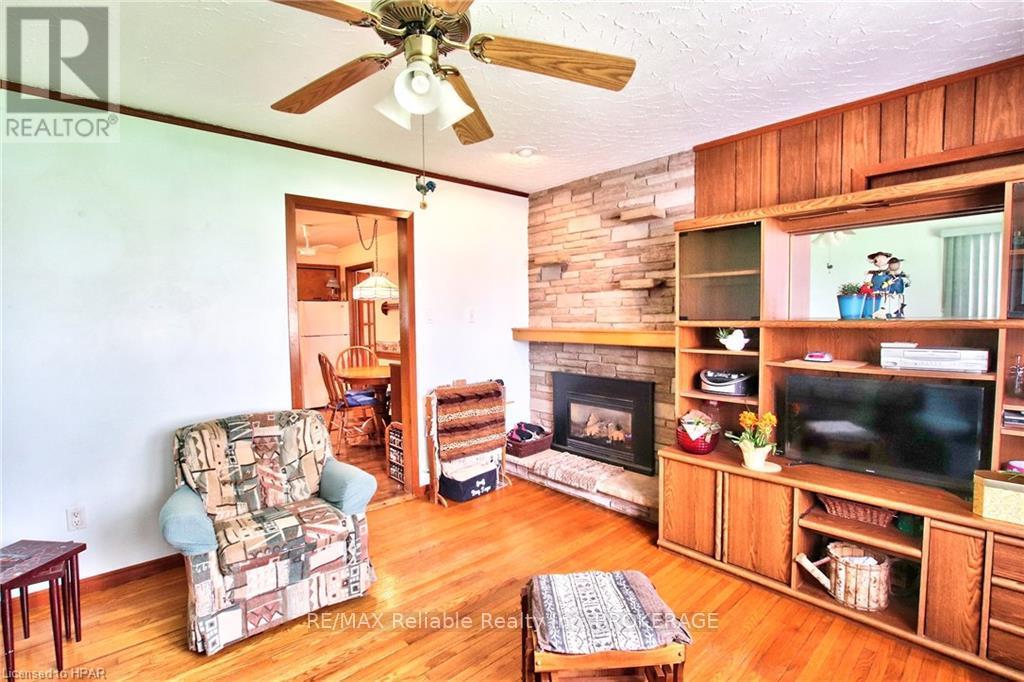 23617 Wellburn Road, Thames Centre (Wellburn), Ontario  N4X 1C6 - Photo 11 - X10780969