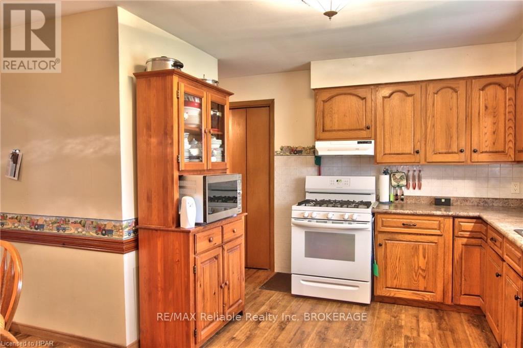 23617 Wellburn Road, Thames Centre (Wellburn), Ontario  N4X 1C6 - Photo 5 - X10780969