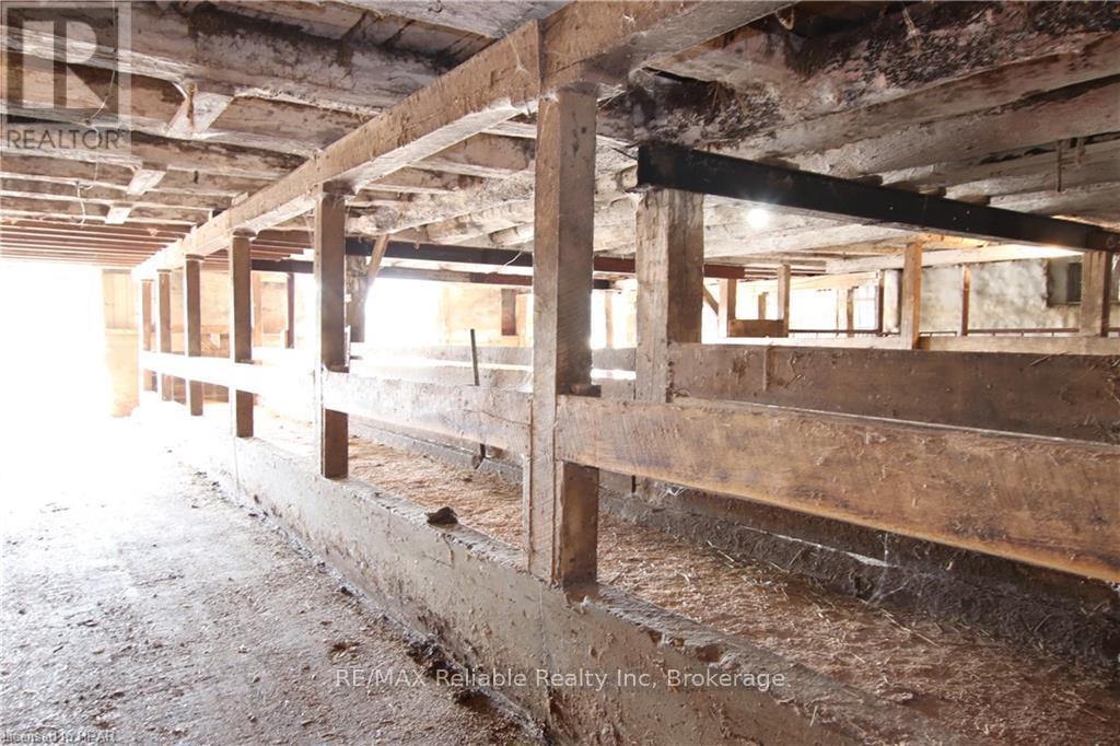 84210 Hoover Line, North Huron, Ontario  N0G 1E0 - Photo 36 - X10781168