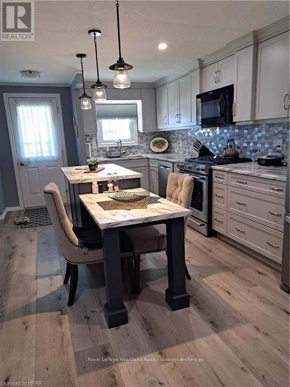 15 Velma Street, Strathroy-Caradoc (Se), Ontario  N7G 3K9 - Photo 4 - X10781174