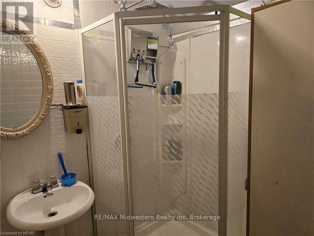 2054 Victoria St, Howick, Ontario  N0G 1X0 - Photo 10 - X10781186