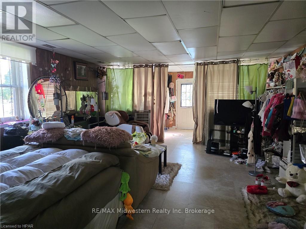 2054 Victoria St, Howick, Ontario  N0G 1X0 - Photo 3 - X10781186