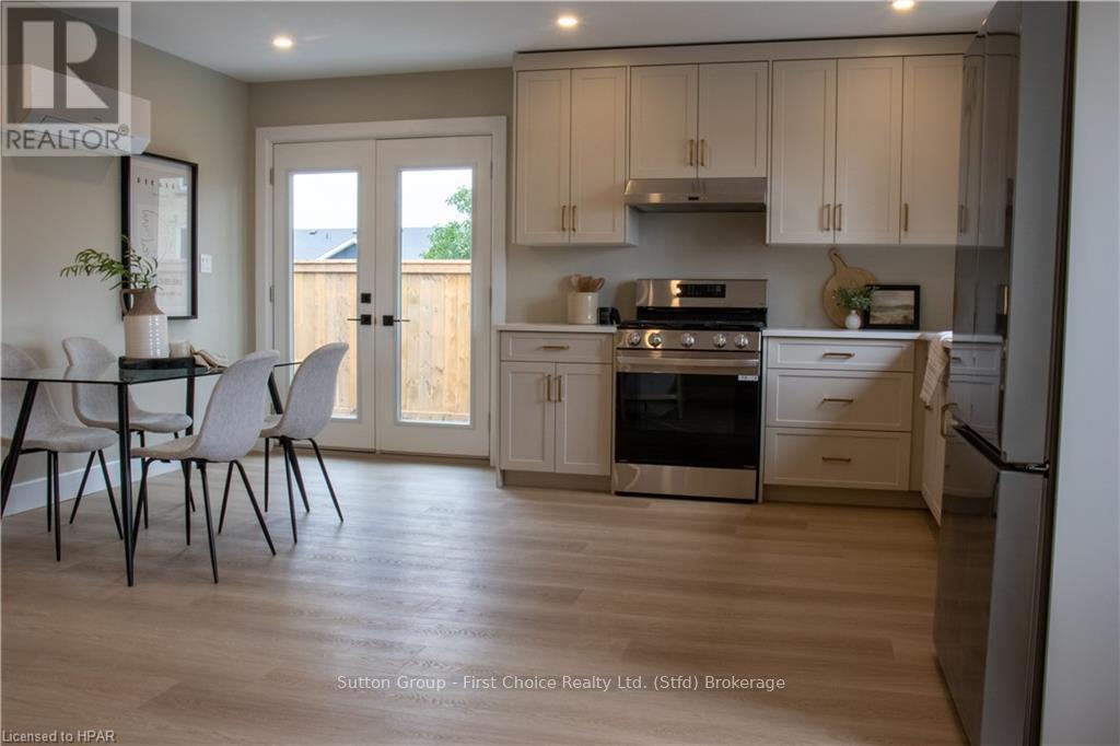 18 Blanshard Street, West Perth (Mitchell), Ontario  N0K 1N0 - Photo 2 - X10781208