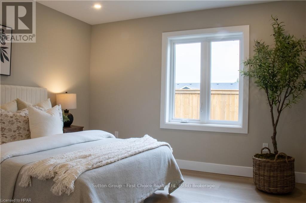 18 Blanshard Street, West Perth (Mitchell), Ontario  N0K 1N0 - Photo 7 - X10781208