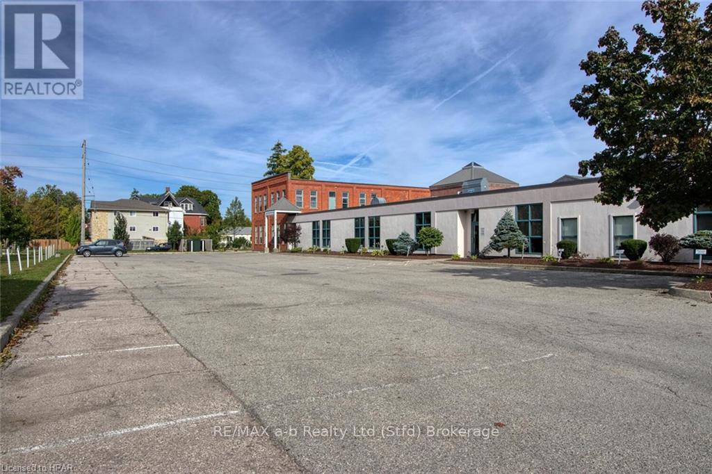 202 - 342 Erie Street, Stratford, Ontario  N5A 2N4 - Photo 15 - X10781285