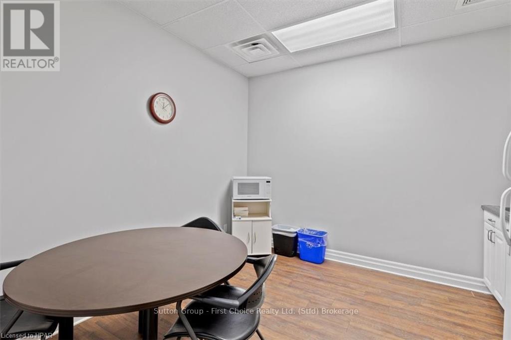 459 Erie Street, Stratford, Ontario  N5A 2N3 - Photo 6 - X10781288