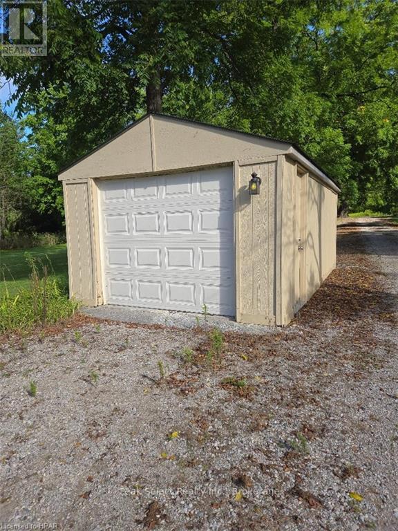 1511 Gainsborough Road, Middlesex Centre, Ontario  N6H 5L2 - Photo 9 - X10781425