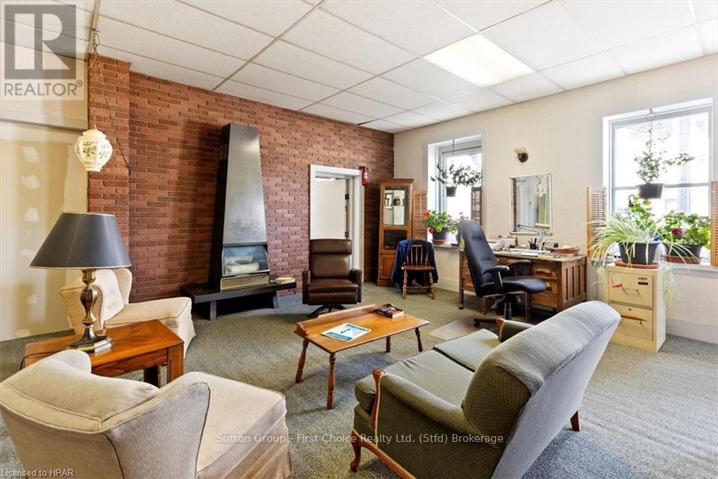 95-97 Queen Street E, St. Marys, Ontario  N4X 1A1 - Photo 8 - X10781569