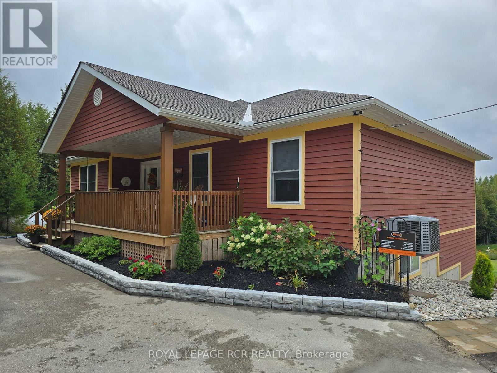 495190 Traverston Road, West Grey, Ontario  N0C 1H0 - Photo 2 - X10845864