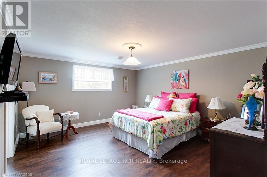 495190 Traverston Road, West Grey, Ontario  N0C 1H0 - Photo 37 - X10845864