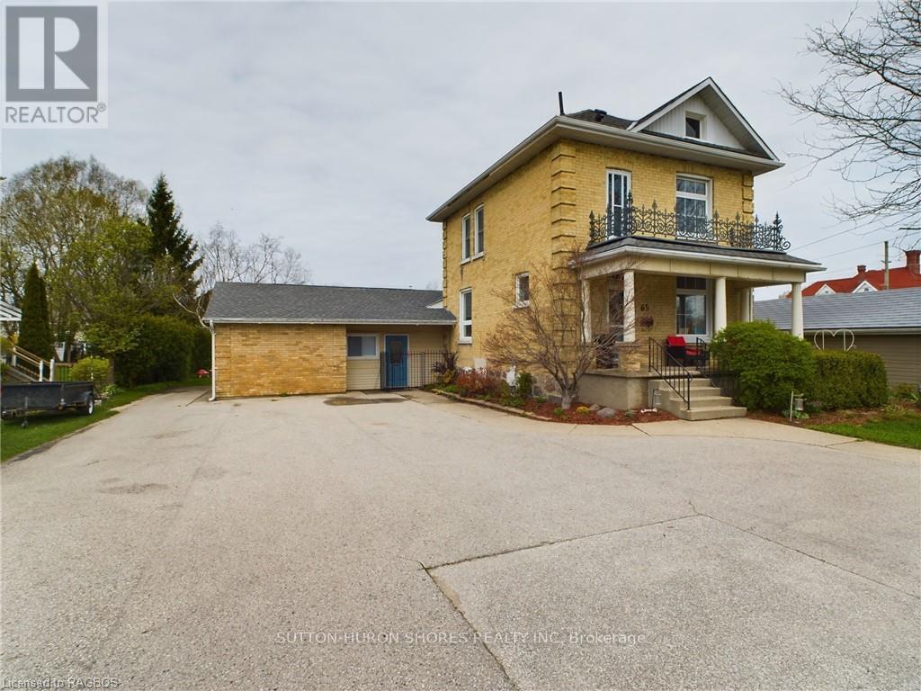 Property at 65 ALBERT STREET S image 3