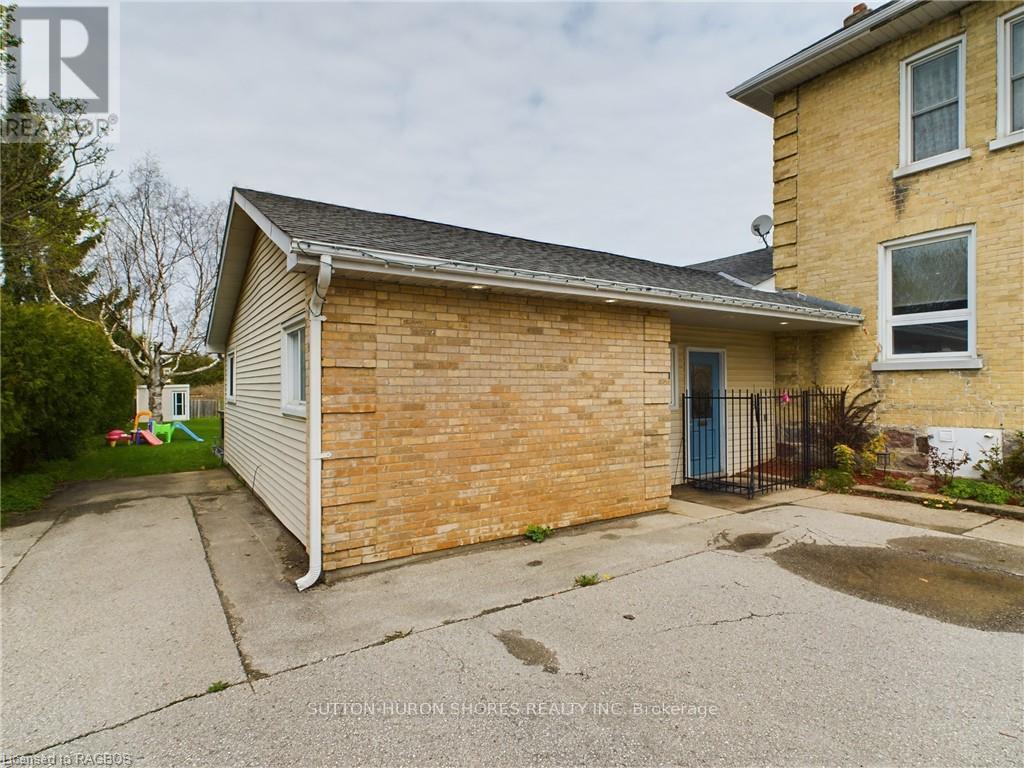 Property at 65 ALBERT STREET S image 5