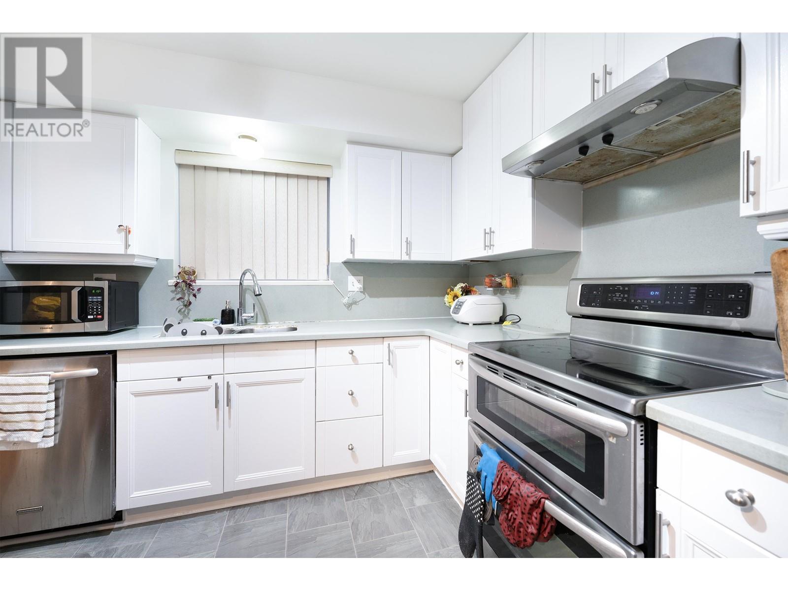 Listing Picture 18 of 23 : 52 7400 MINORU BOULEVARD, Richmond / 烈治文 - 魯藝地產 Yvonne Lu Group - MLS Medallion Club Member