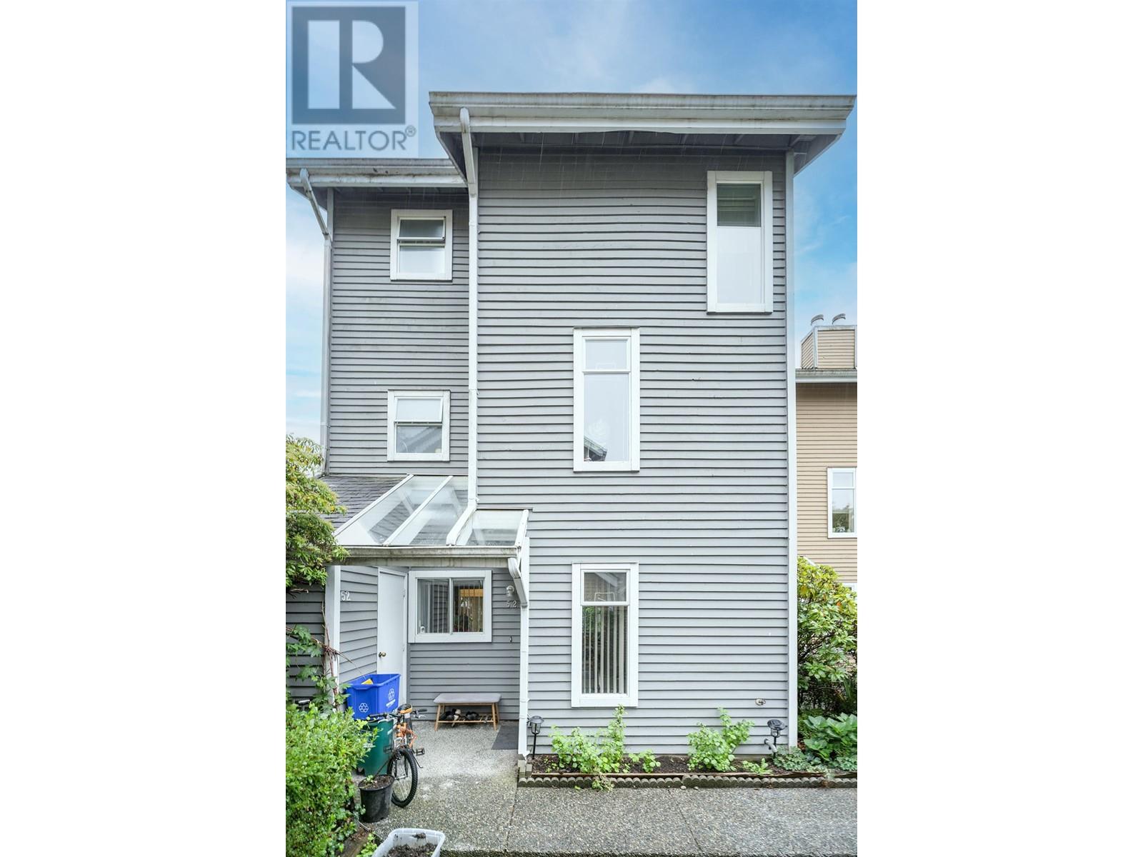 Listing Picture 5 of 23 : 52 7400 MINORU BOULEVARD, Richmond / 烈治文 - 魯藝地產 Yvonne Lu Group - MLS Medallion Club Member