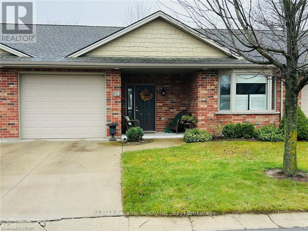 24 Bayfield Mews Lane, Bluewater (Bayfield), Ontario  N0M 1G0 - Photo 4 - X11822826