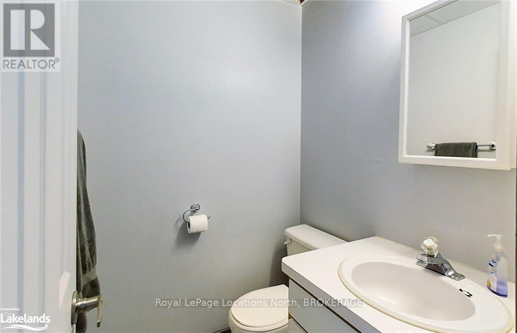 9523 County Rd 10, Clearview, Ontario  L0M 1N0 - Photo 13 - S11822754