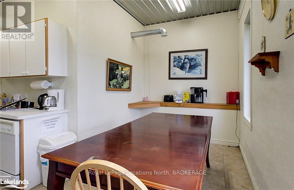 9523 County Rd 10, Clearview, Ontario  L0M 1N0 - Photo 17 - S11822754