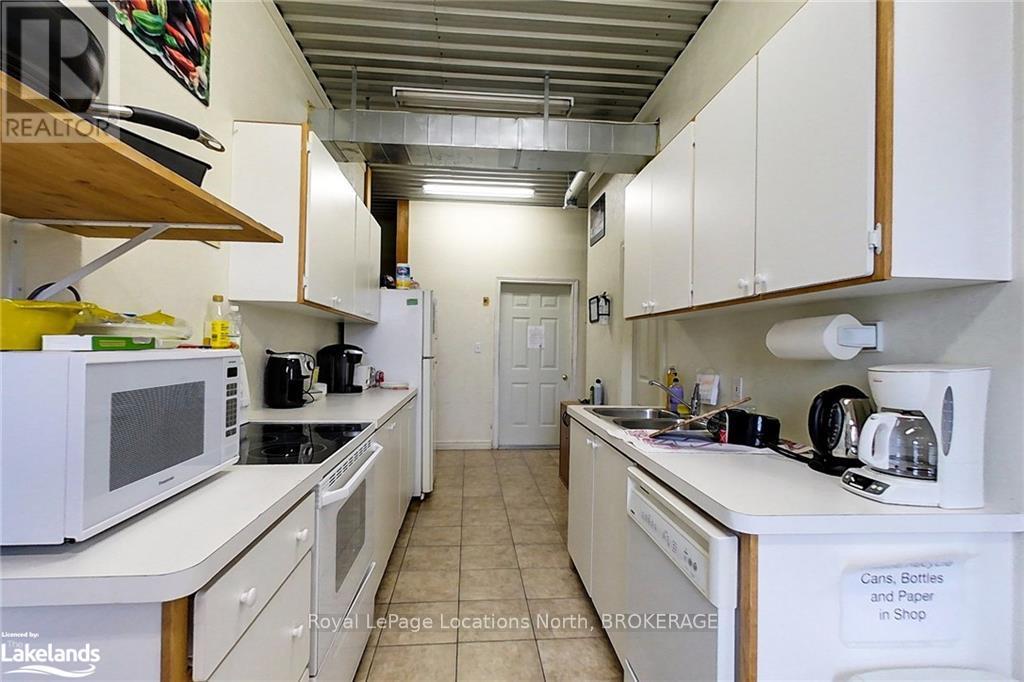 9523 County Rd 10, Clearview, Ontario  L0M 1N0 - Photo 18 - S11822754