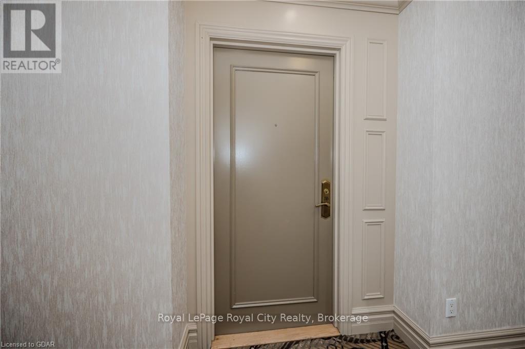 705 - 1 Lomond Drive, Toronto, Ontario  M8X 2Z3 - Photo 6 - W11822682