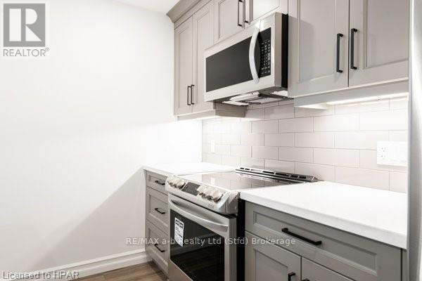 101 - 100 Gordon Street, Stratford, Ontario  N5A 7T8 - Photo 8 - X11822852