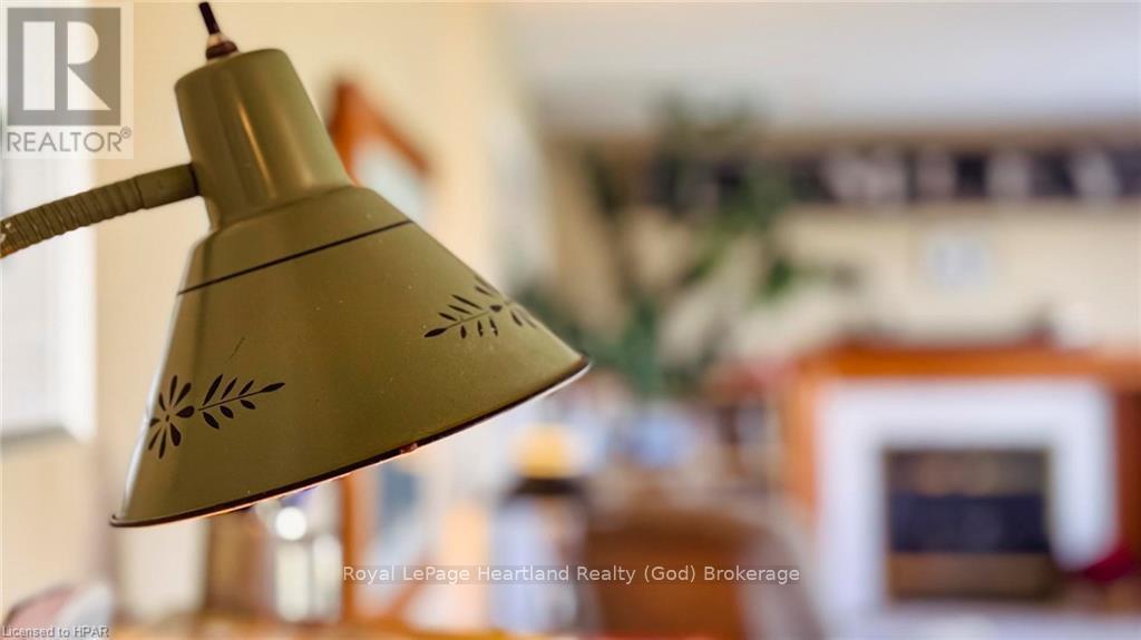 157 William Street N, Central Huron, Ontario  N0M 1L0 - Photo 13 - X11823073