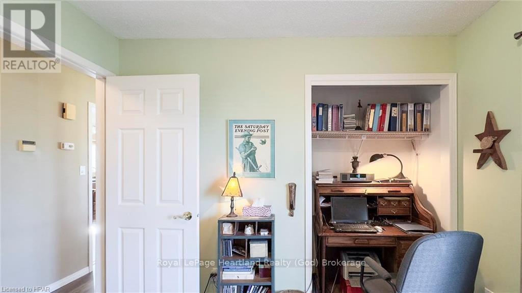 157 William Street N, Central Huron, Ontario  N0M 1L0 - Photo 31 - X11823073