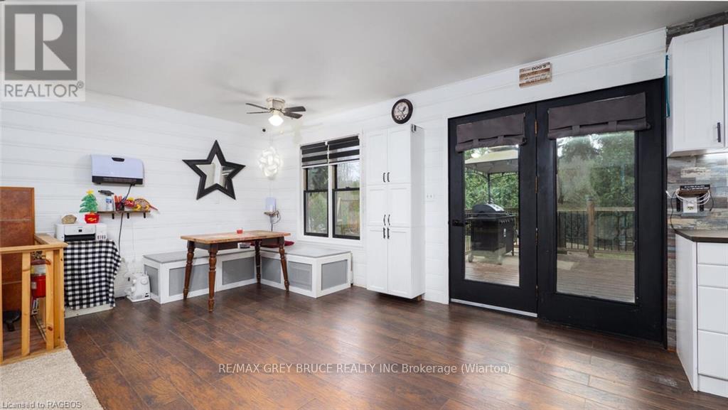 26 Mary Avenue, South Bruce Peninsula, Ontario  N0H 2T0 - Photo 13 - X11822737