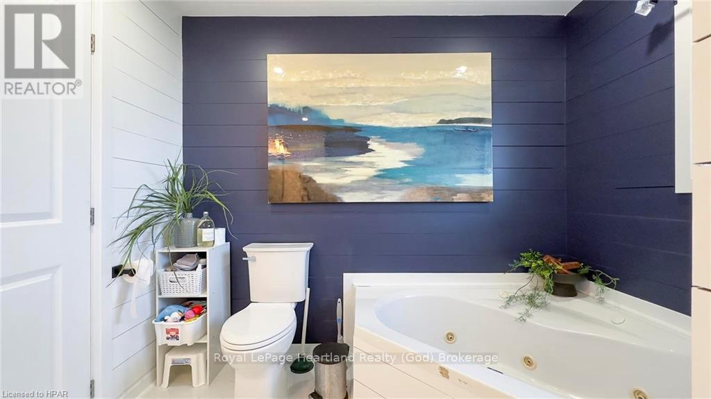 41581 Summerhill Road, Central Huron (Hullett), Ontario  N0M 1L0 - Photo 18 - X11822863