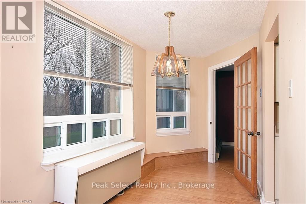 104 - 22 St. Andrew Street N, St. Marys, Ontario  N4X 1C5 - Photo 9 - X11822880