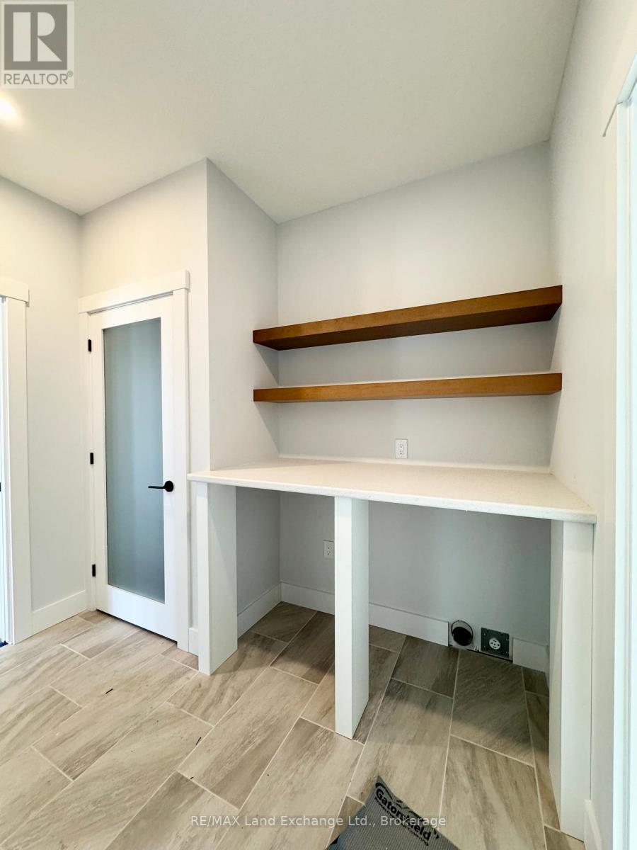 358 Ivings Drive, Saugeen Shores, Ontario  N0H 2C3 - Photo 9 - X11822776