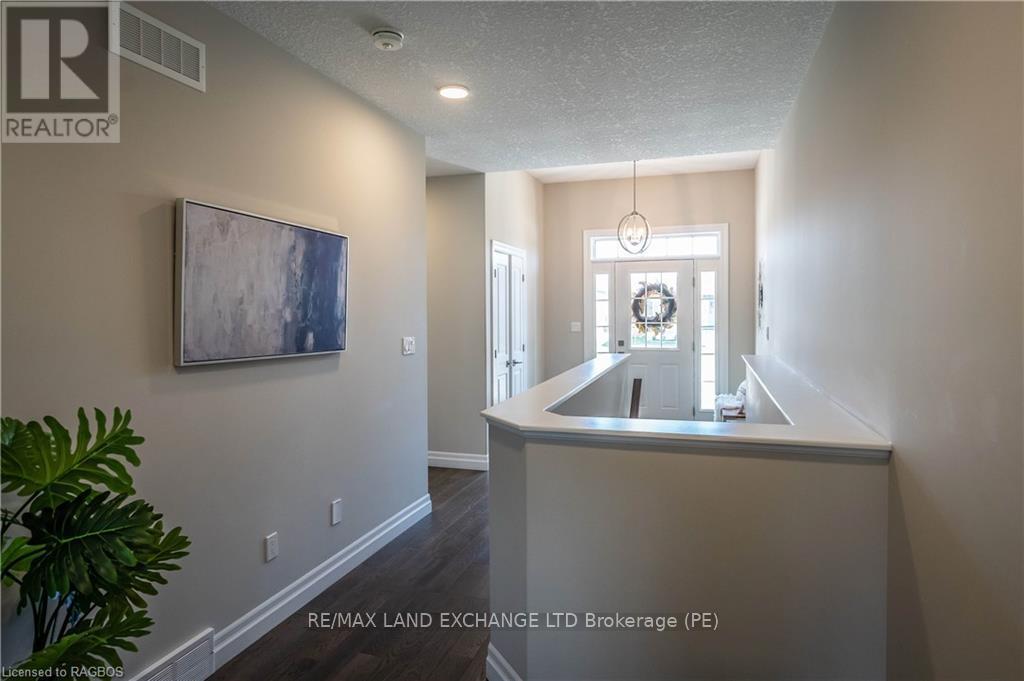 403 Normanton Street, Saugeen Shores, Ontario  N0H 2C2 - Photo 14 - X11822867