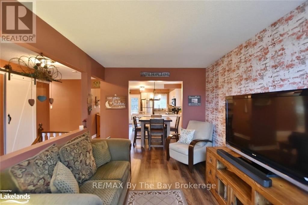 97 Glen Eton Road, Wasaga Beach, Ontario  L9Z 1E8 - Photo 17 - S11822764