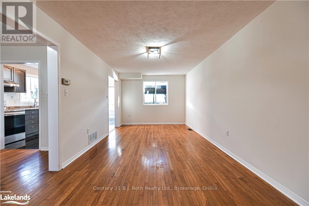 89 Julia Crescent, Orillia, Ontario  L3V 7X4 - Photo 11 - S11822948