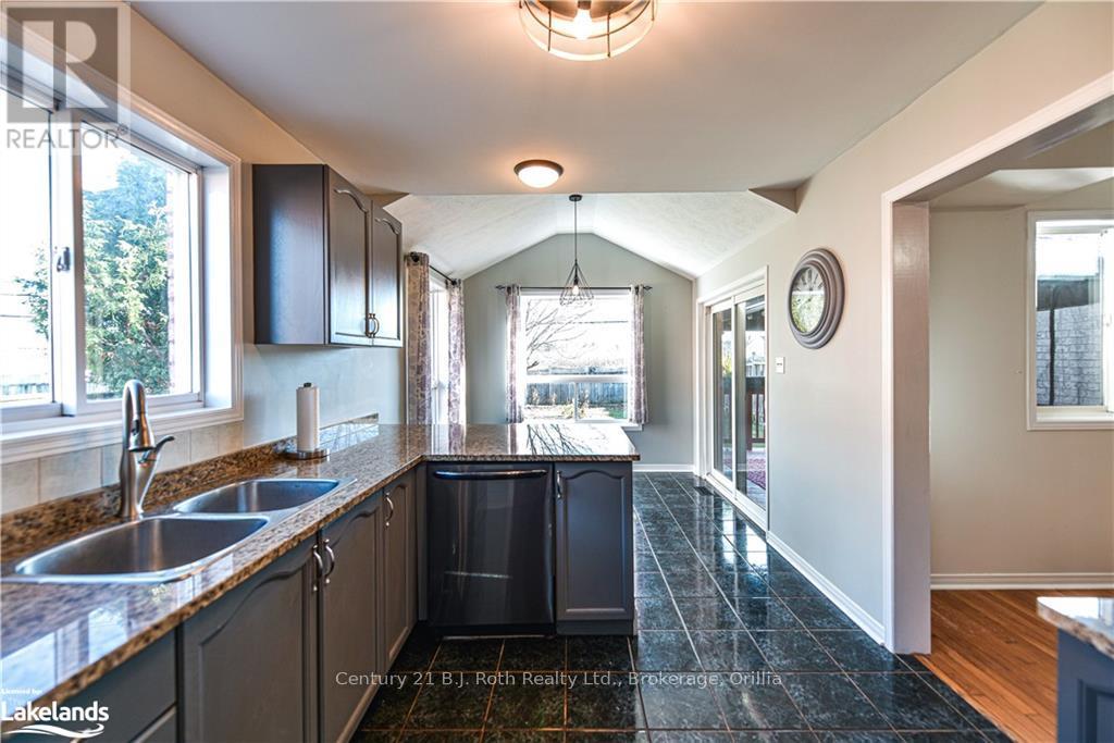 89 Julia Crescent, Orillia, Ontario  L3V 7X4 - Photo 17 - S11822948