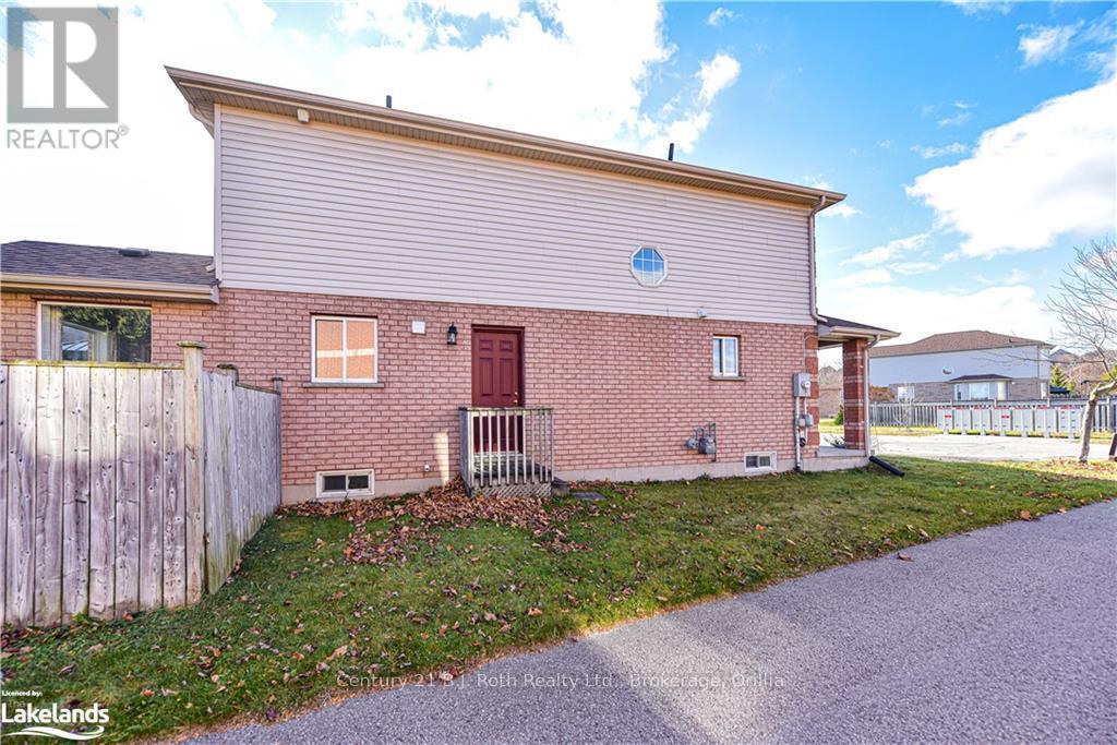 89 Julia Crescent, Orillia, Ontario  L3V 7X4 - Photo 4 - S11822948