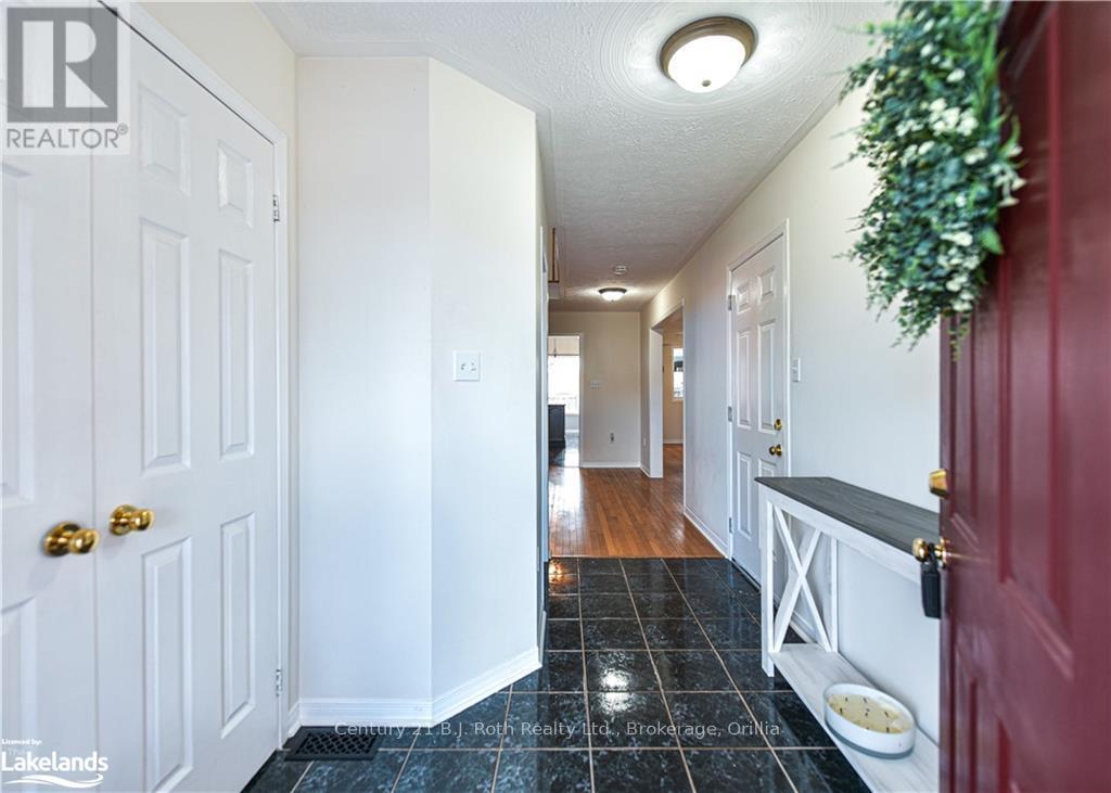 89 Julia Crescent, Orillia, Ontario  L3V 7X4 - Photo 7 - S11822948