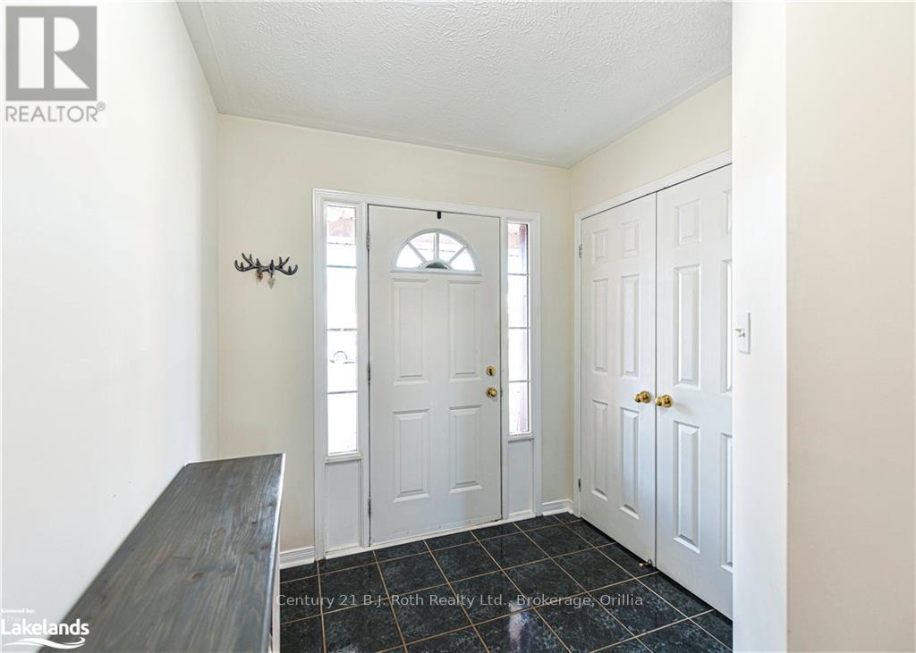 89 Julia Crescent, Orillia, Ontario  L3V 7X4 - Photo 8 - S11822948